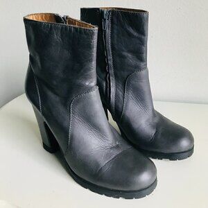 MM6 Maison Martin Margiela Gray Leather Heeled Ankle Boots Size 6 EU 38